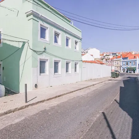 Apartment Cruzeiro Deluxe Lisbon